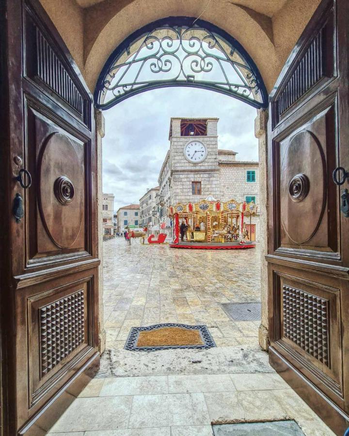 Apartman J&I Kotor Bagian luar foto