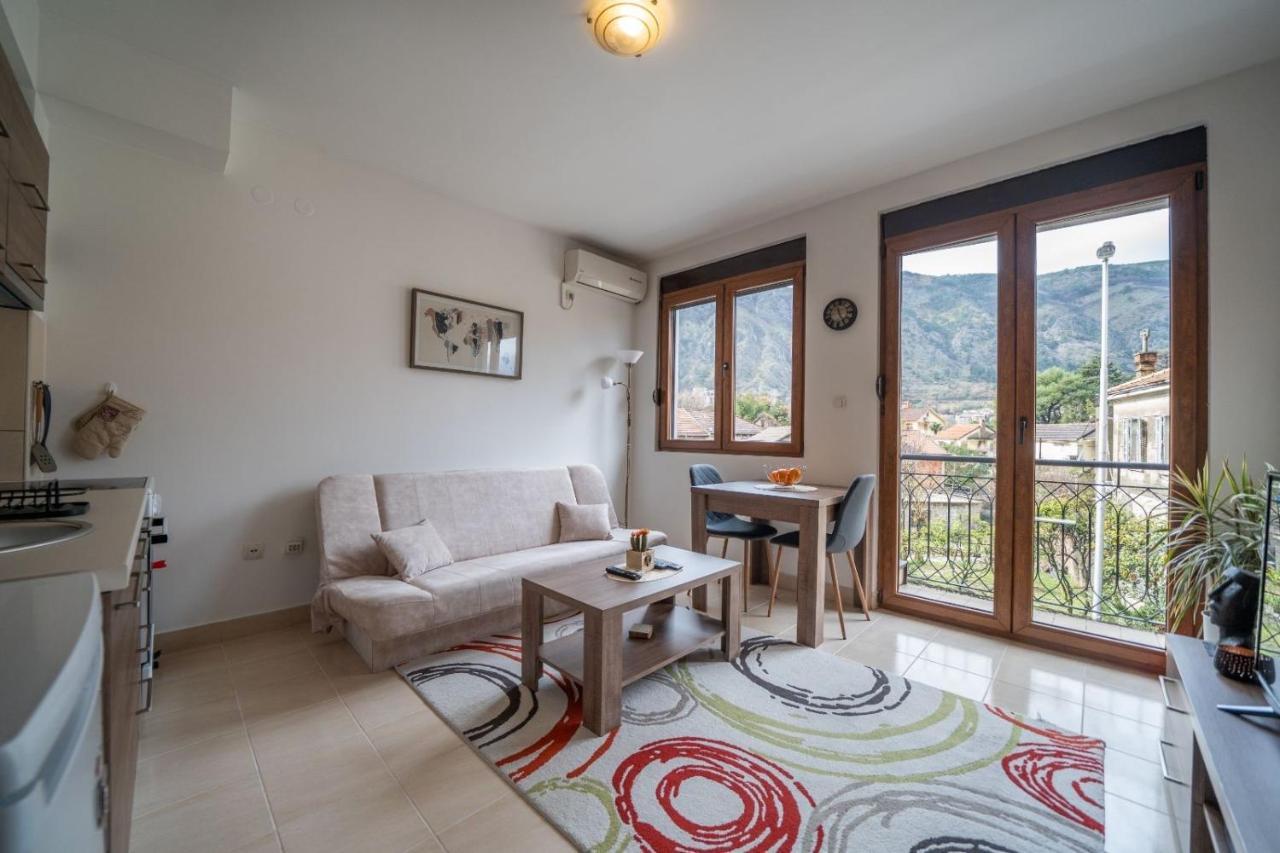 Apartman J&I Kotor Bagian luar foto