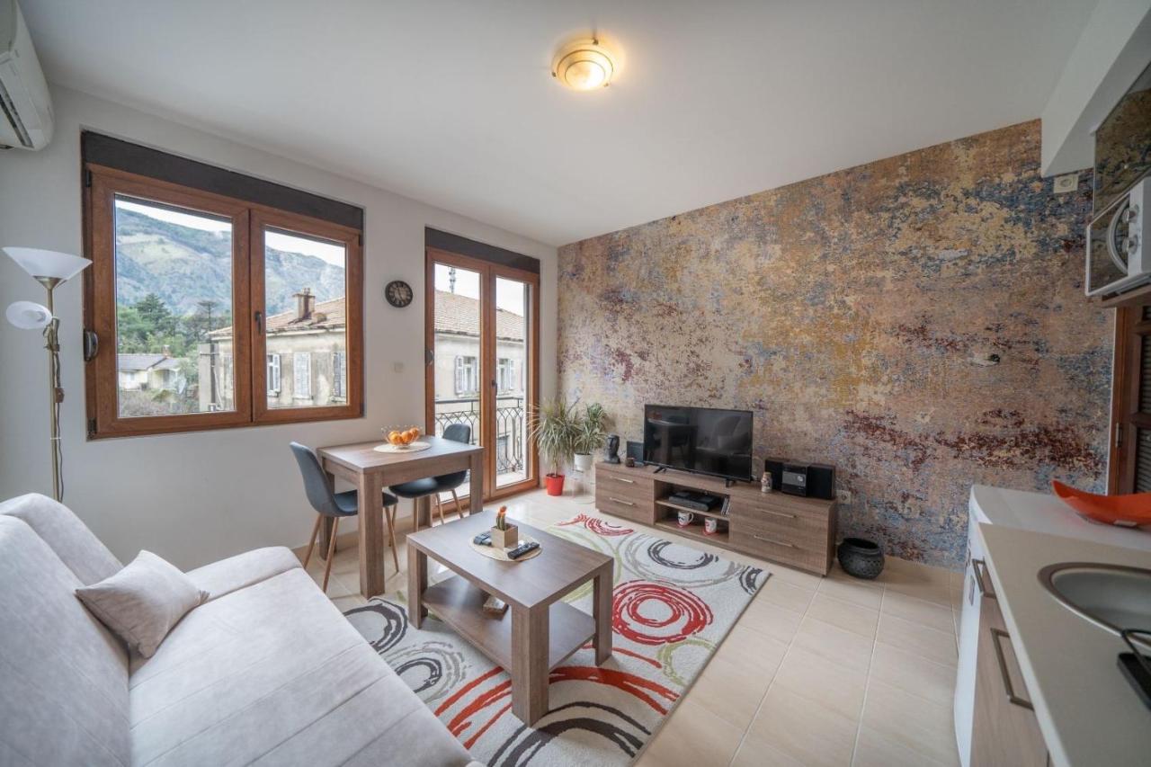 Apartman J&I Kotor Bagian luar foto